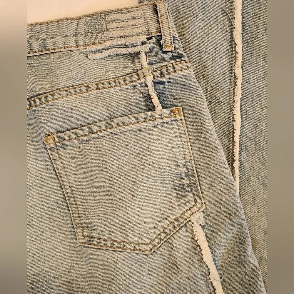 || REVICE DENIM || The Graduate Hustler, light rinse, raw seams, bootcut